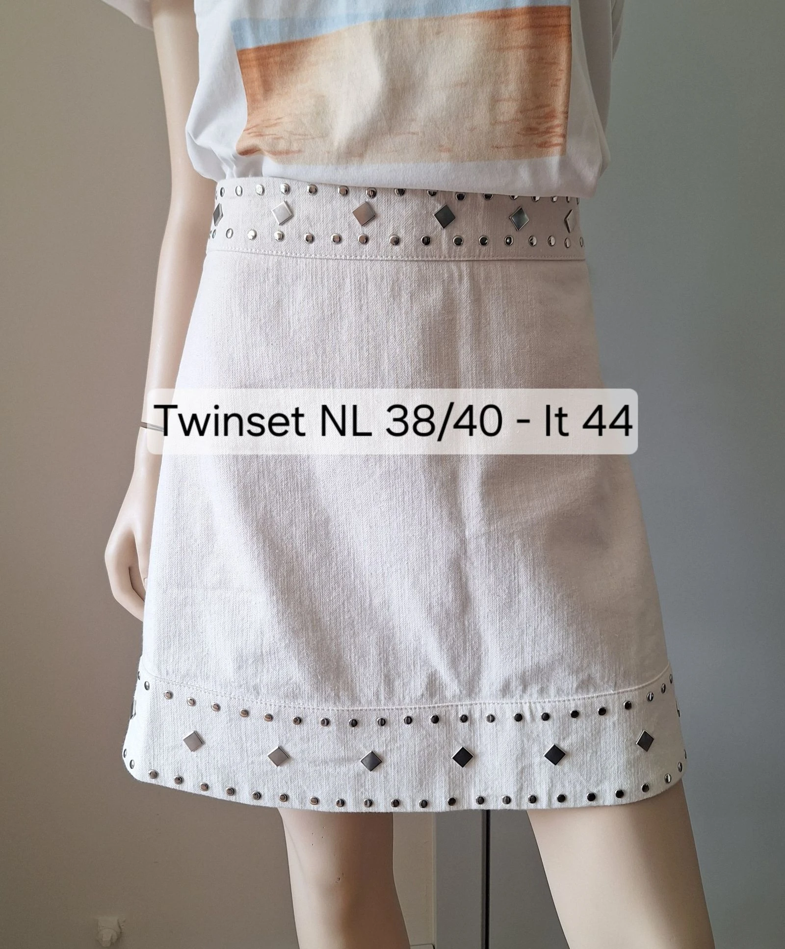 Twinset crème katoenen rokje met zilverkleurige studs 38/40
